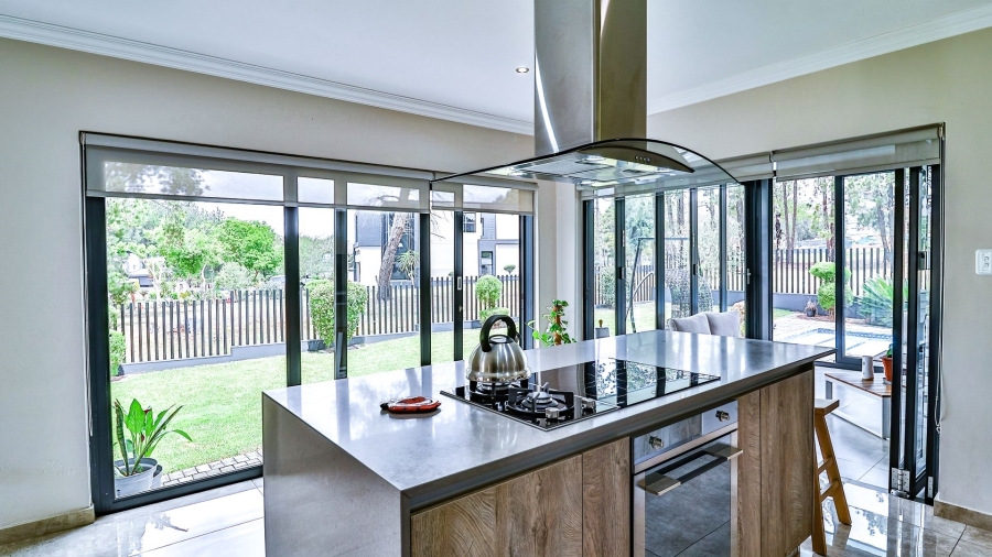 4 Bedroom Property for Sale in Eye of Africa Gauteng