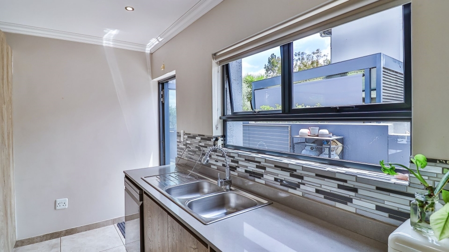 4 Bedroom Property for Sale in Eye of Africa Gauteng