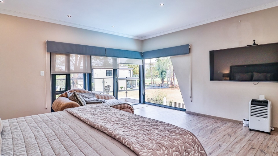 4 Bedroom Property for Sale in Eye of Africa Gauteng