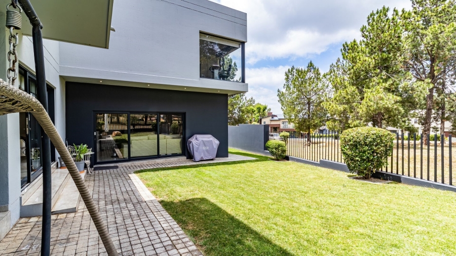 4 Bedroom Property for Sale in Eye of Africa Gauteng