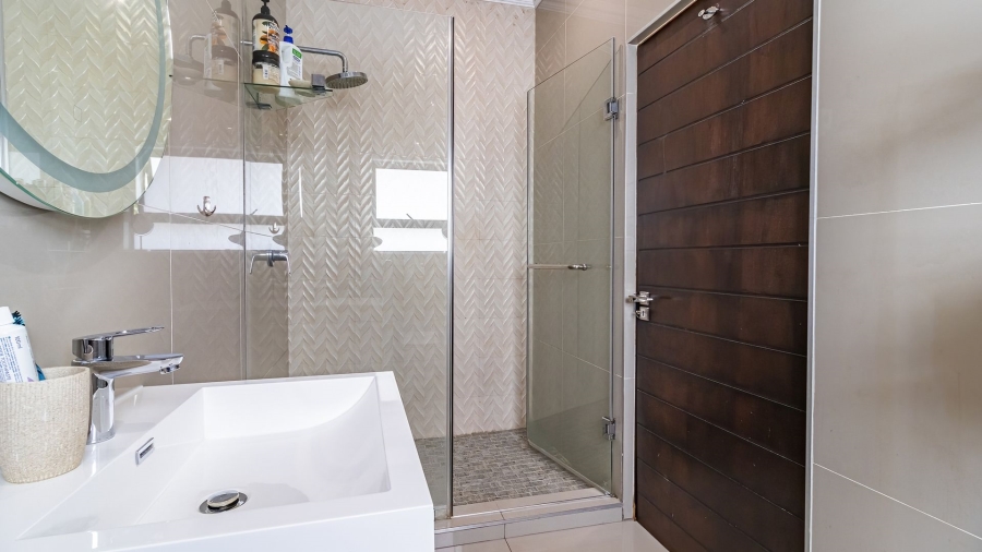 4 Bedroom Property for Sale in Eye of Africa Gauteng