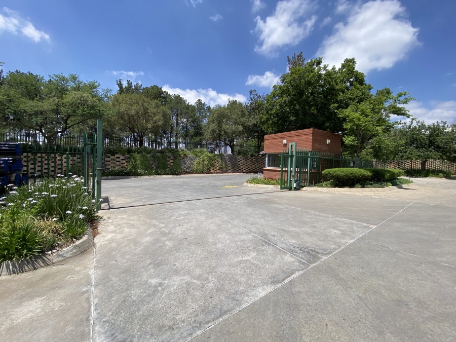 To Let commercial Property for Rent in Longmeadow Gauteng