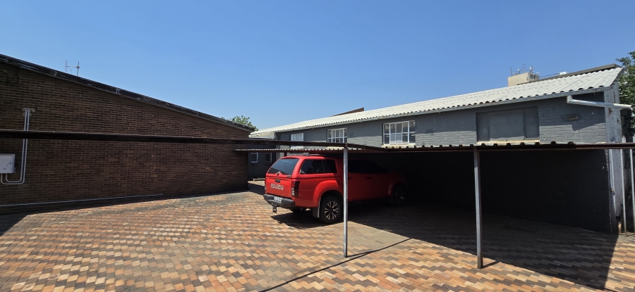 Commercial Property for Sale in Croesus Gauteng