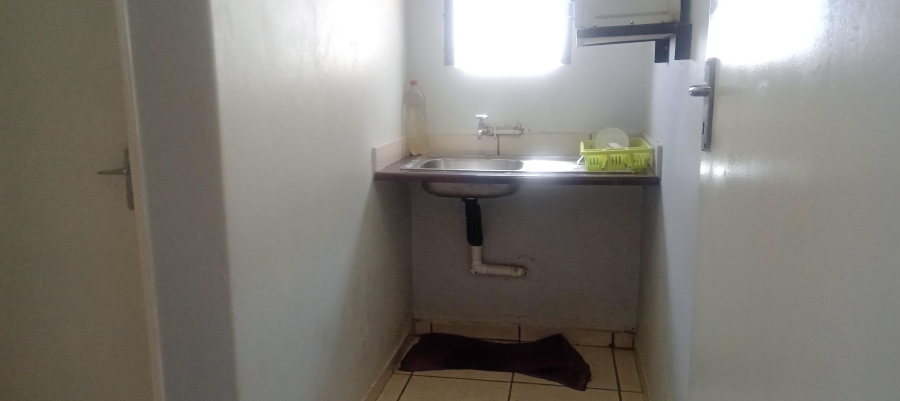 To Let commercial Property for Rent in City Deep Gauteng