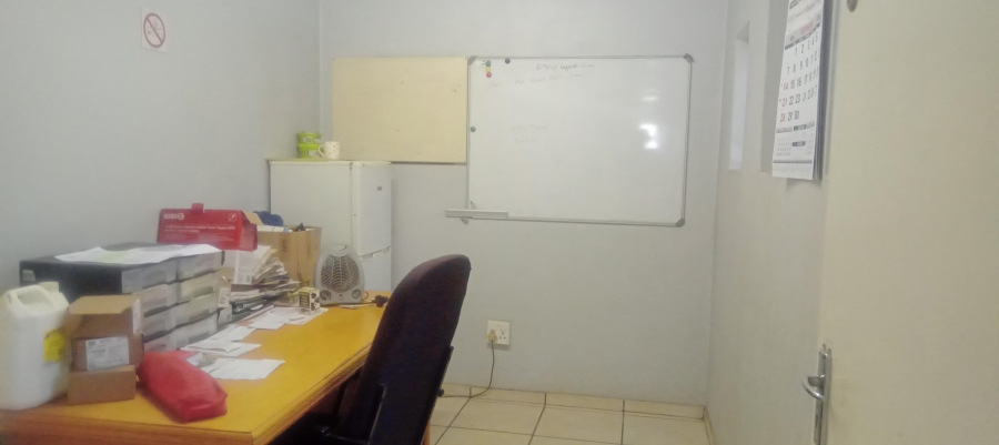 To Let commercial Property for Rent in City Deep Gauteng