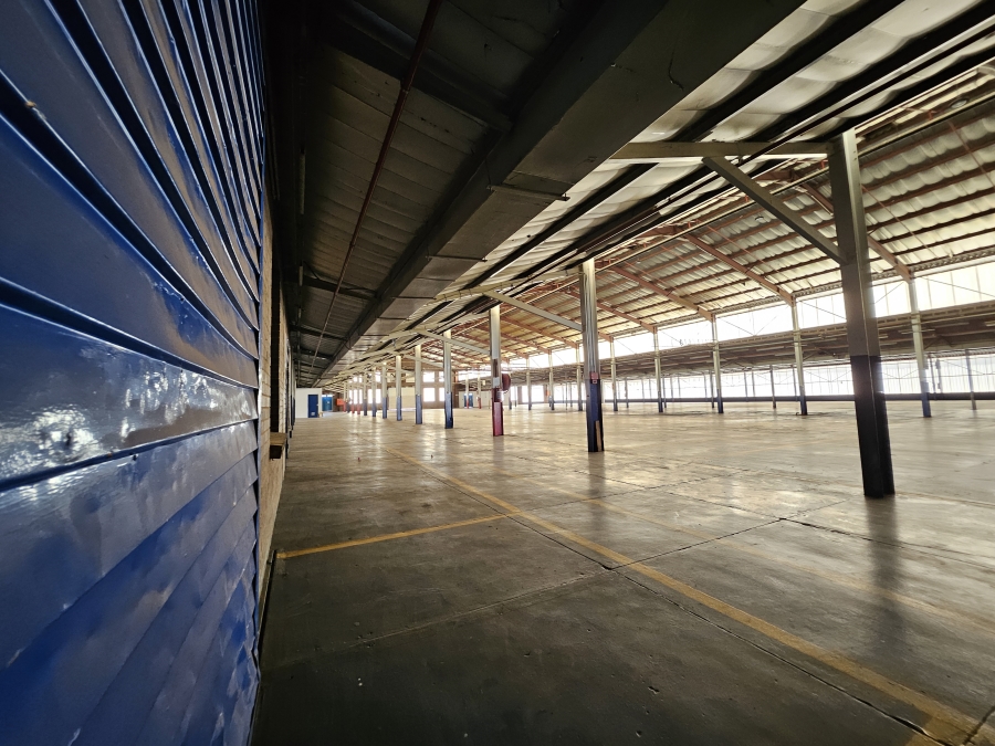 To Let commercial Property for Rent in Rosslyn Gauteng