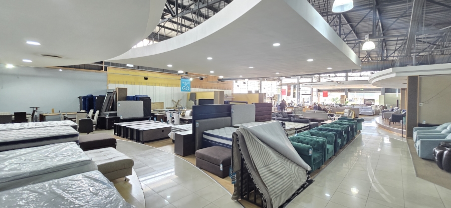 To Let commercial Property for Rent in Strubensvallei Gauteng