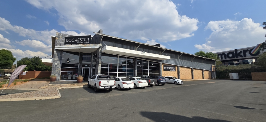 To Let commercial Property for Rent in Strubensvallei Gauteng