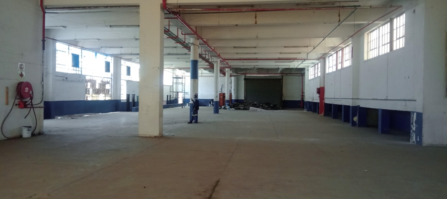 To Let commercial Property for Rent in Benrose Gauteng