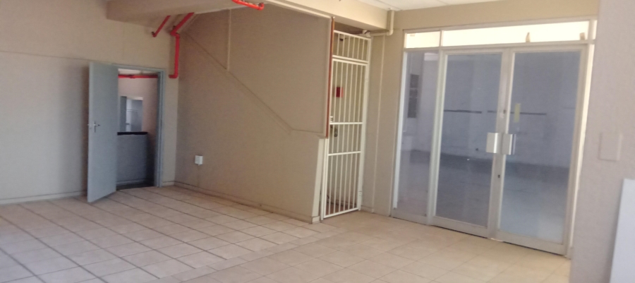 To Let commercial Property for Rent in Benrose Gauteng