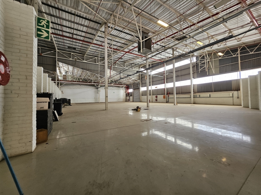 To Let commercial Property for Rent in Rosslyn Gauteng