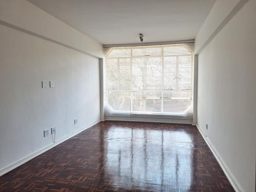 To Let 2 Bedroom Property for Rent in Illovo Gauteng