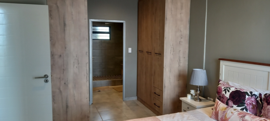 To Let 2 Bedroom Property for Rent in Silver Lakes Gauteng