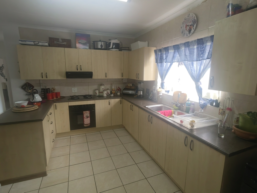 5 Bedroom Property for Sale in Ferryvale Gauteng