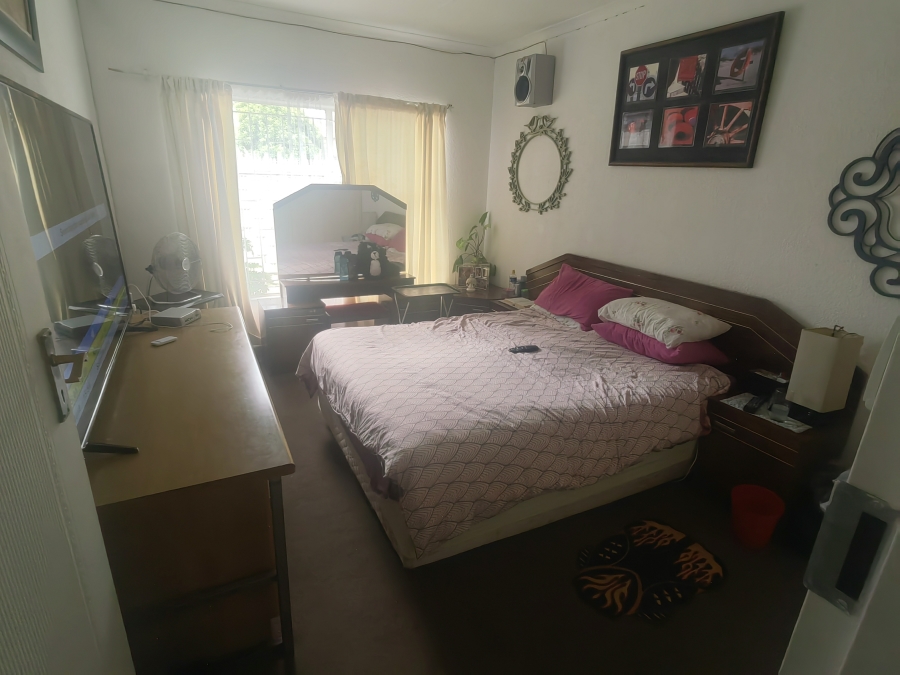 5 Bedroom Property for Sale in Ferryvale Gauteng