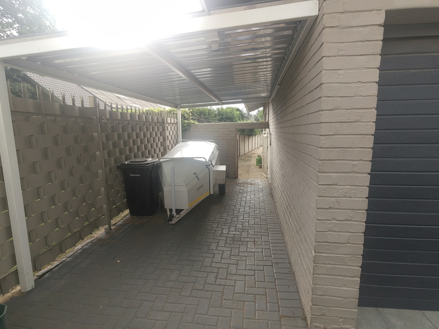 5 Bedroom Property for Sale in Ferryvale Gauteng