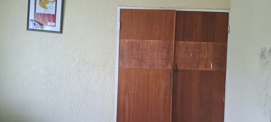 3 Bedroom Property for Sale in Dersley Gauteng