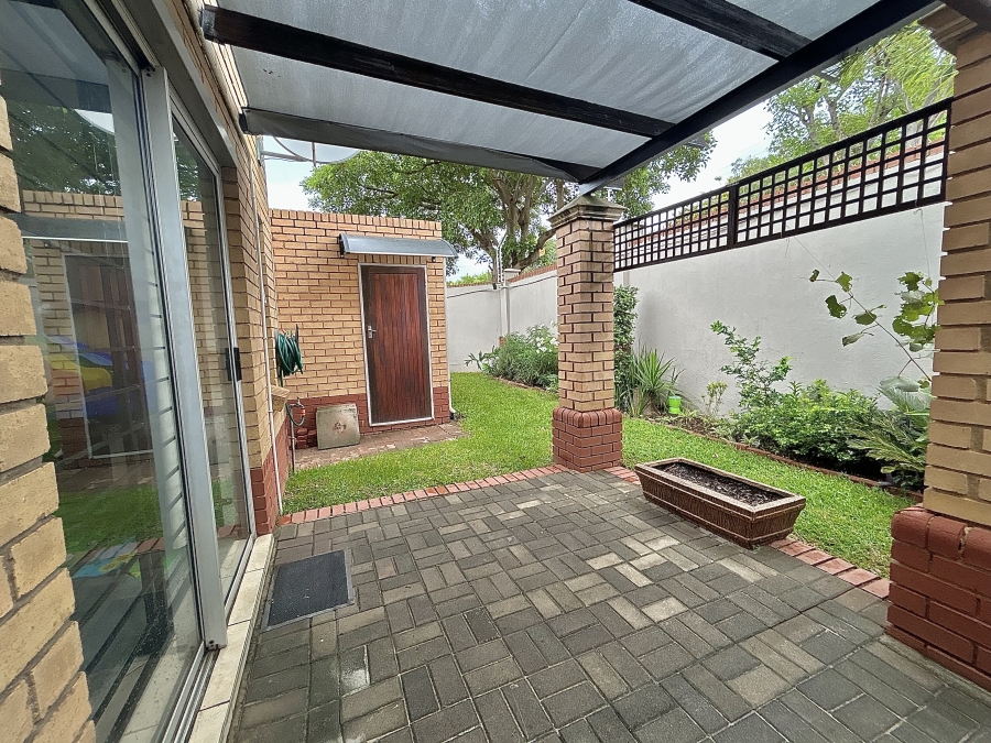 2 Bedroom Property for Sale in Halfway Gardens Gauteng