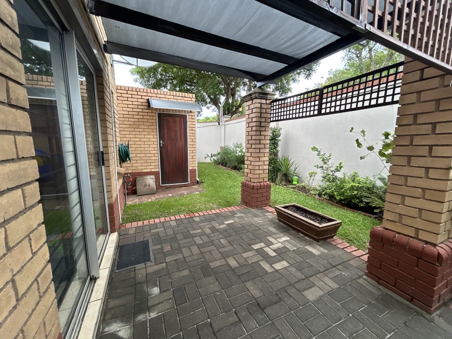 2 Bedroom Property for Sale in Halfway Gardens Gauteng