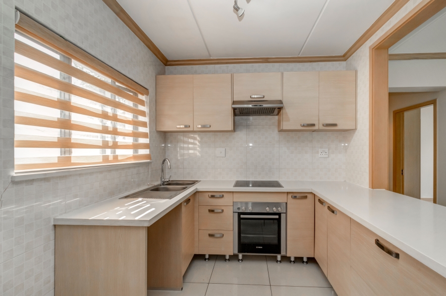 2 Bedroom Property for Sale in Broadacres Gauteng