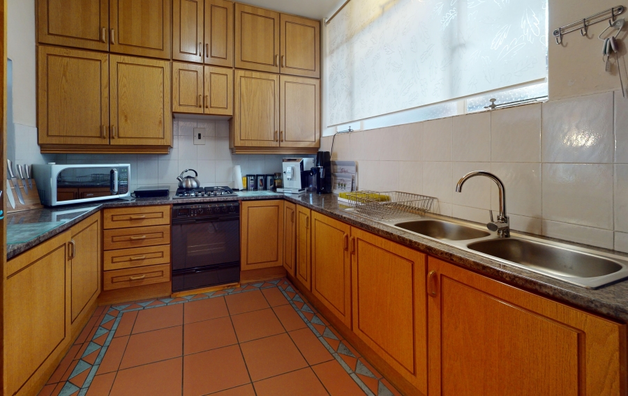 2 Bedroom Property for Sale in Dayanglen Gauteng