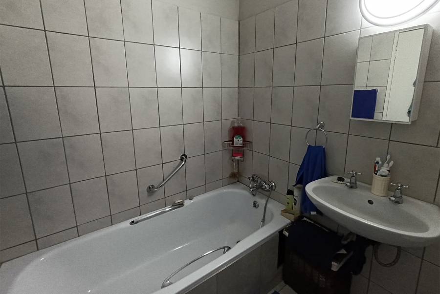 2 Bedroom Property for Sale in Wonderboom South Gauteng