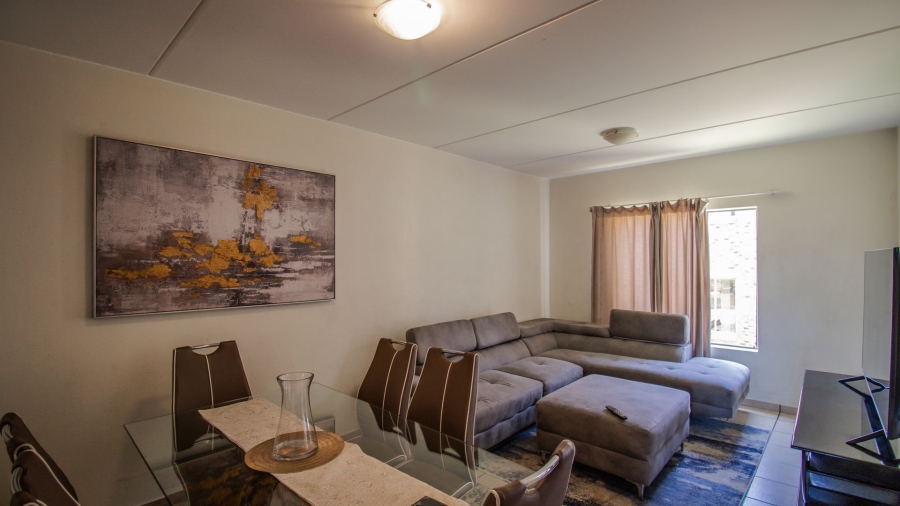 2 Bedroom Property for Sale in Grand Central Gauteng