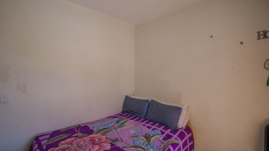 2 Bedroom Property for Sale in Grand Central Gauteng