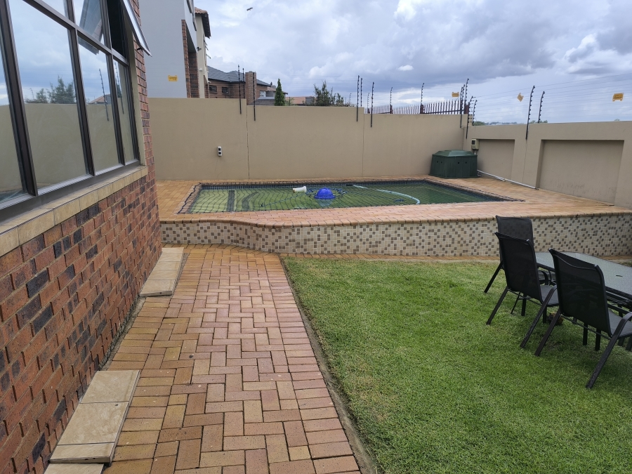 3 Bedroom Property for Sale in South Crest Gauteng