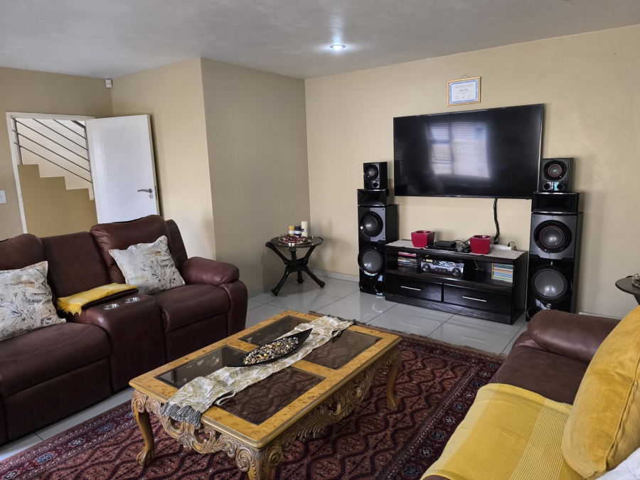 3 Bedroom Property for Sale in South Crest Gauteng