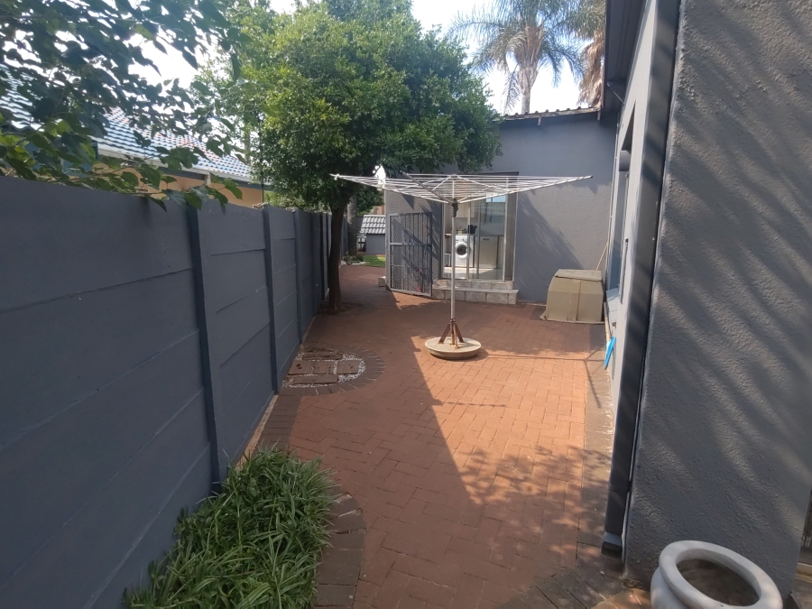 3 Bedroom Property for Sale in Visagie Park Gauteng