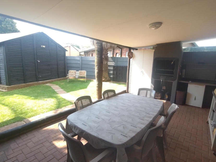 3 Bedroom Property for Sale in Visagie Park Gauteng