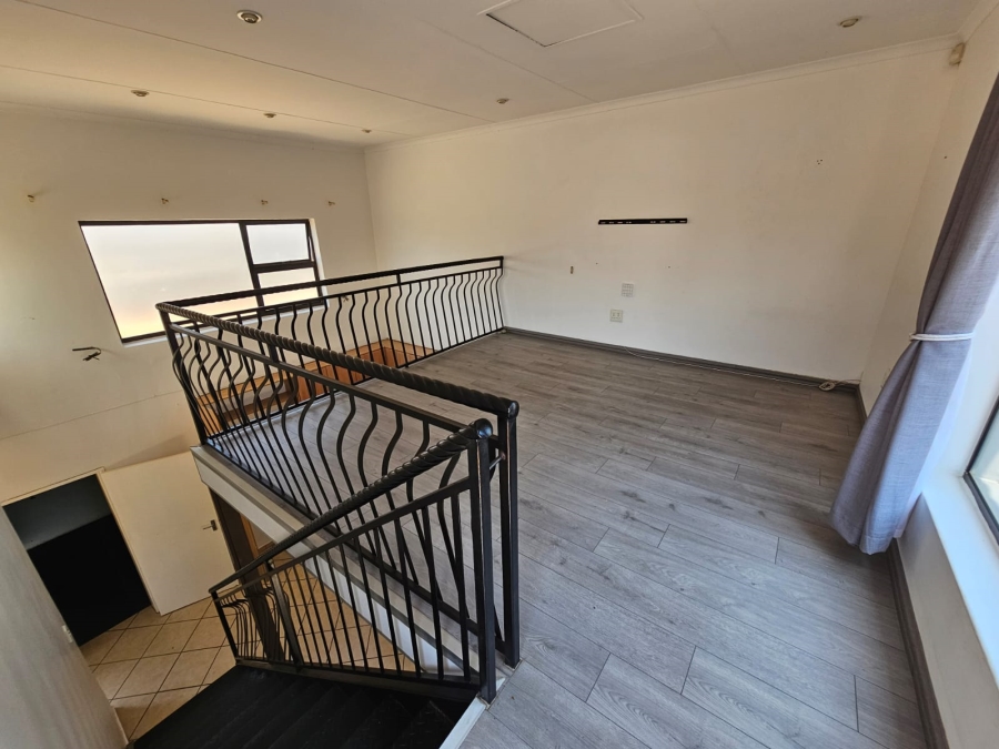 2 Bedroom Property for Sale in New Redruth Gauteng