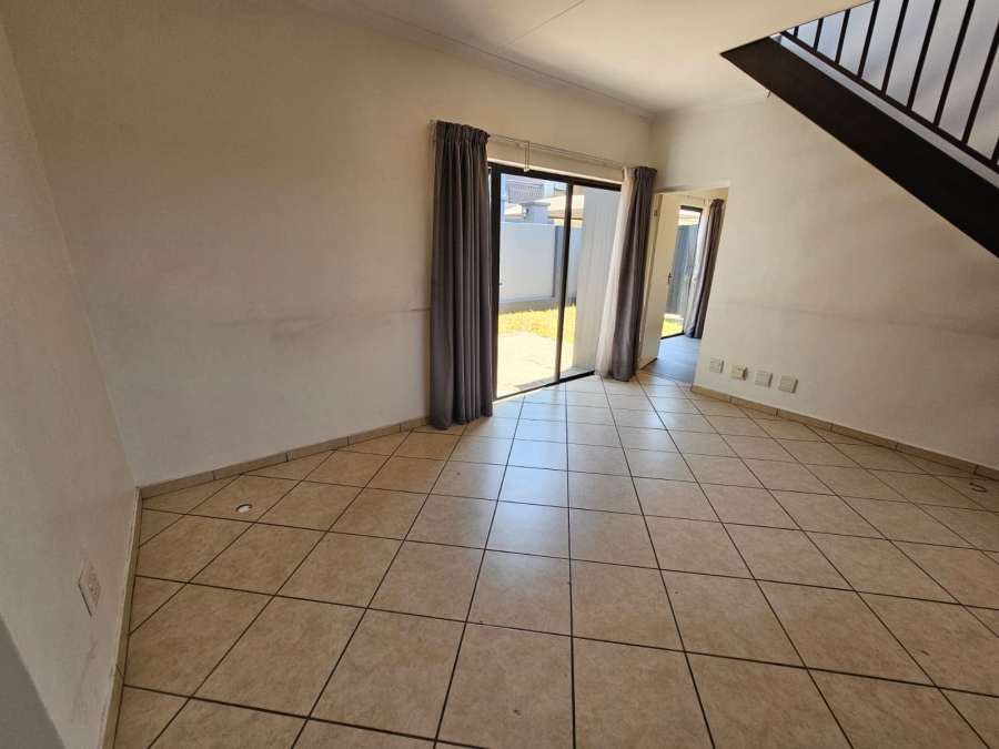 2 Bedroom Property for Sale in New Redruth Gauteng