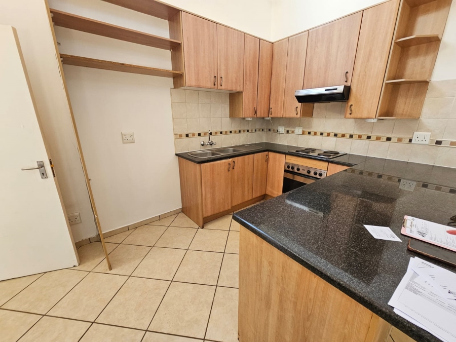 2 Bedroom Property for Sale in New Redruth Gauteng