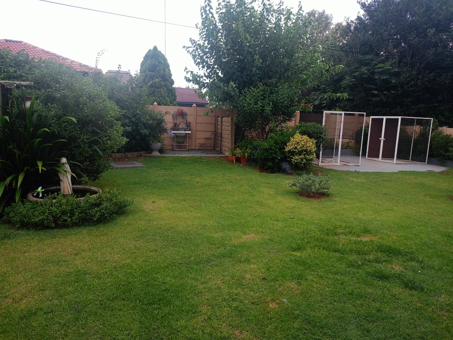 4 Bedroom Property for Sale in Sonland Park Gauteng