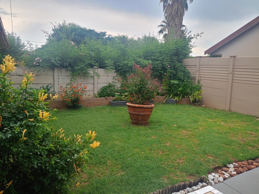 4 Bedroom Property for Sale in Sonland Park Gauteng