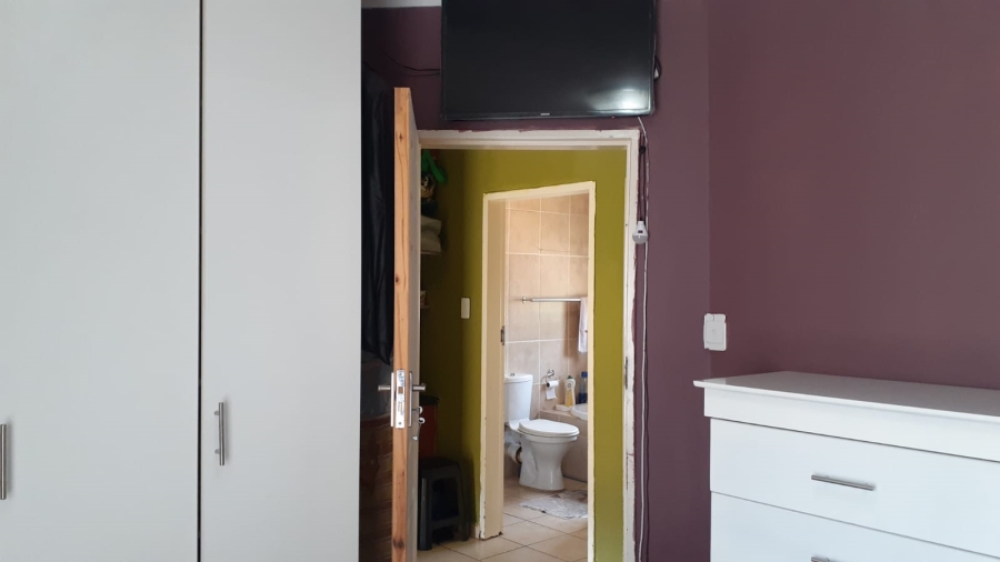 2 Bedroom Property for Sale in Vanderbijlpark CW 5 Gauteng