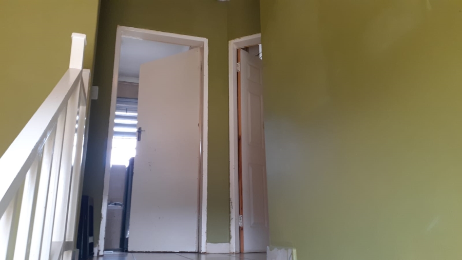 2 Bedroom Property for Sale in Vanderbijlpark CW 5 Gauteng