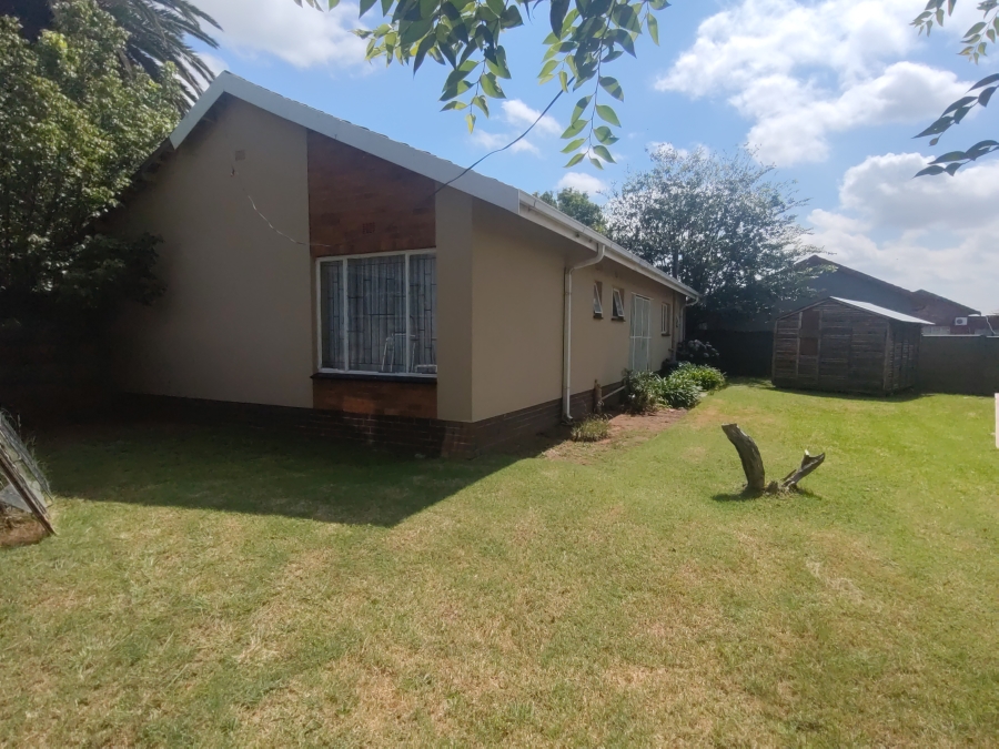 3 Bedroom Property for Sale in Visagie Park Gauteng