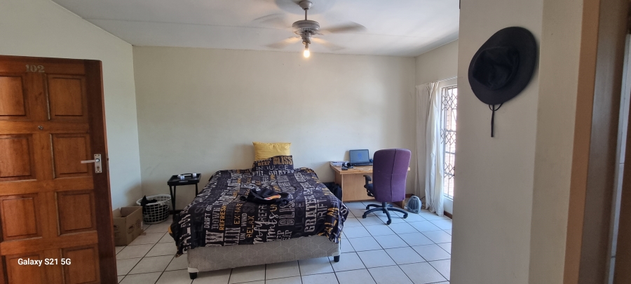0 Bedroom Property for Sale in Hillcrest Gauteng