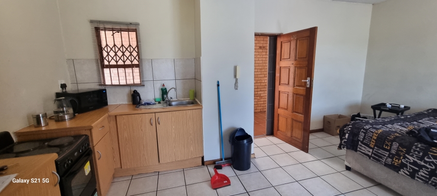 0 Bedroom Property for Sale in Hillcrest Gauteng