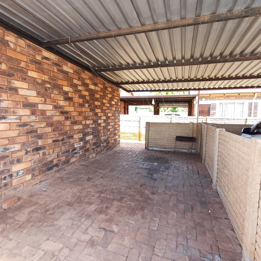 3 Bedroom Property for Sale in The Orchards Gauteng