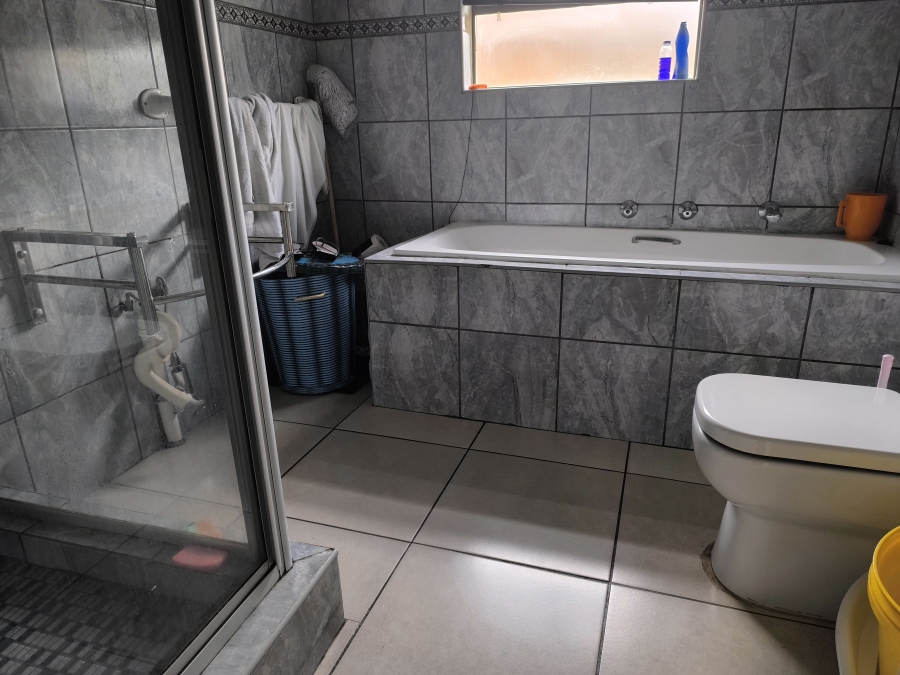 3 Bedroom Property for Sale in Elandspark Gauteng