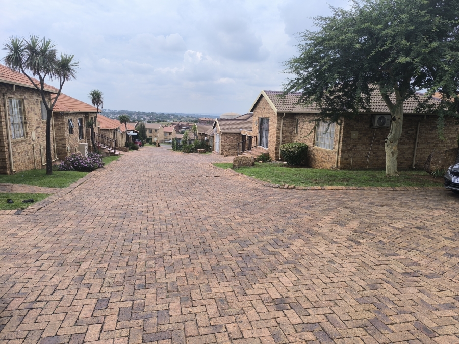 3 Bedroom Property for Sale in Elandspark Gauteng