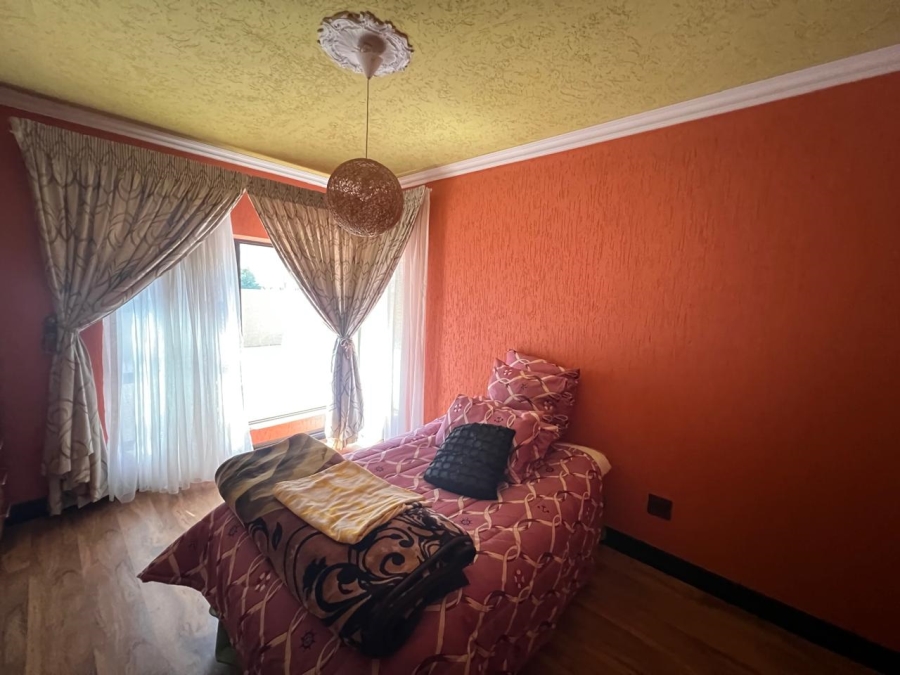 4 Bedroom Property for Sale in Eligwa Estate Gauteng