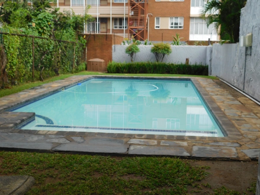 2 Bedroom Property for Sale in Queenswood Gauteng