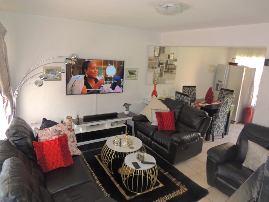 3 Bedroom Property for Sale in Elandspark Gauteng