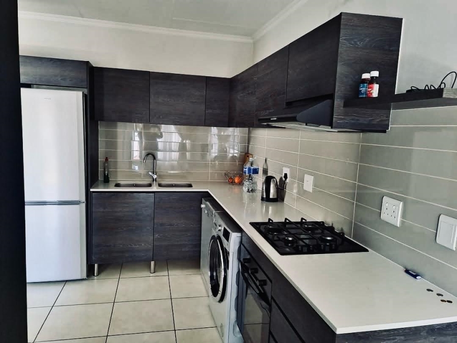 1 Bedroom Property for Sale in Oakdene Gauteng