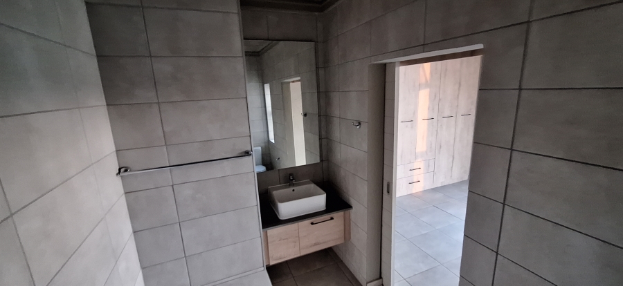 To Let 2 Bedroom Property for Rent in Hazeldean Gauteng